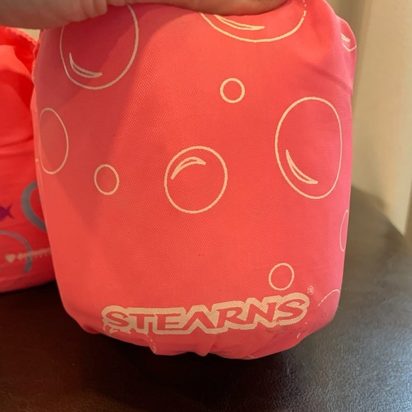 Stearns Pink Puddle Jumper Child Flotation Device w/Fish Graphic; 30-50LB Child - Picture 5 of 9